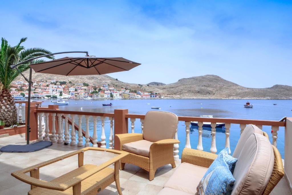 Halki House | Villa Skiadeni - Sea front house