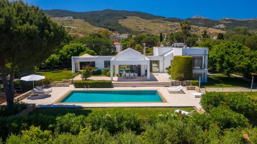 Kos Town Villa | Villa Syndriani - 5 Bedroom Villa