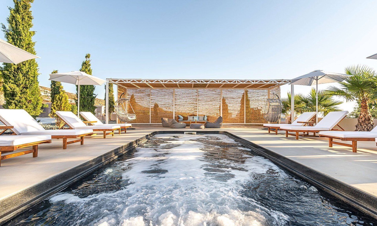 Vourvoulos Villa | Villa Theo private swimming pool - My Rental Homes