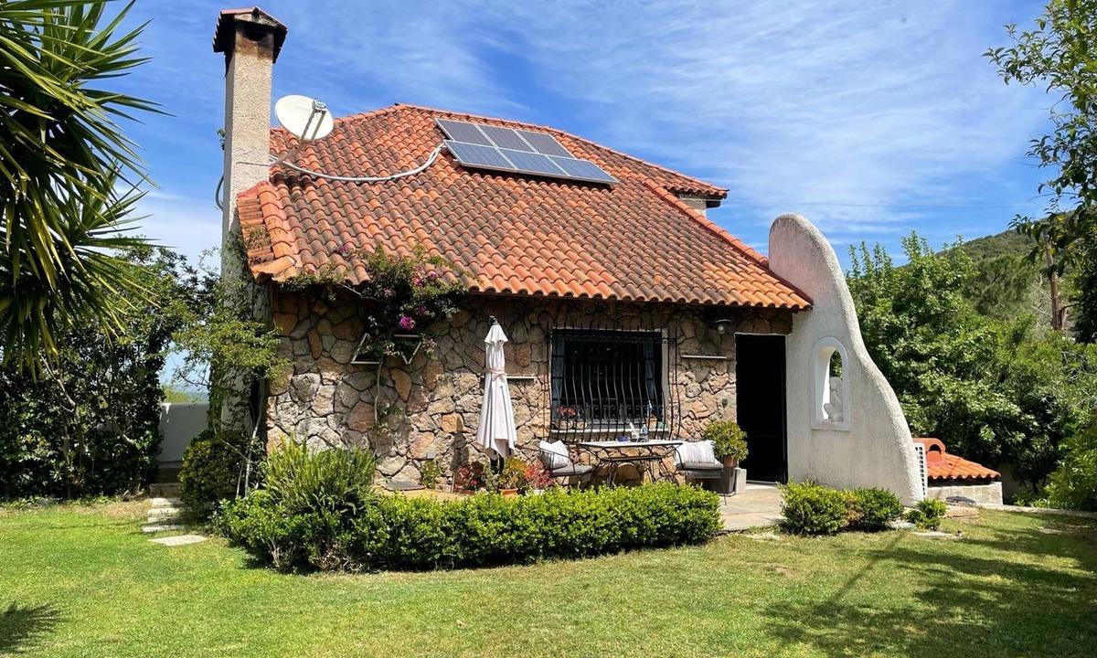 Vravrona Villa | Villa Xenia and Akis
