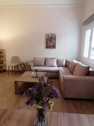 Piraeus Apartment | Vintage Comfort