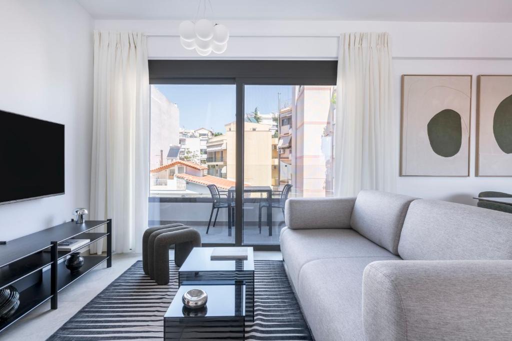 Pefki Apartment | Vyronos Maisonettes by UPSTREET