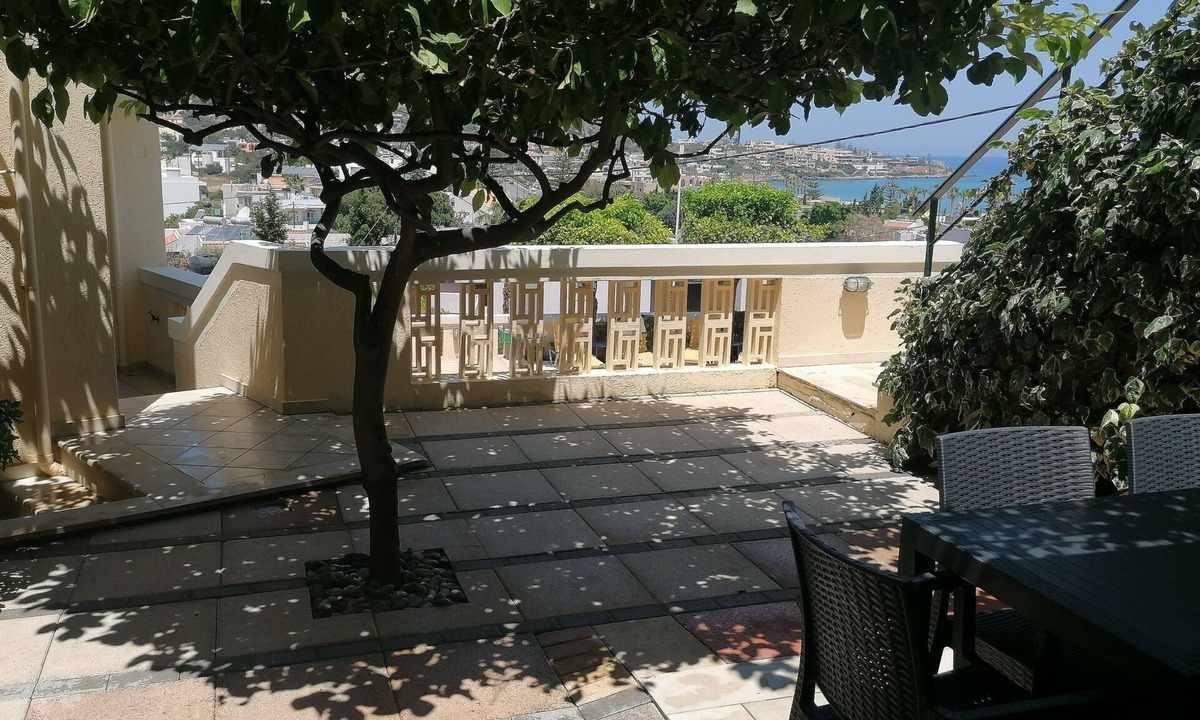 Stalida Apartment | Wohnung "Zitronenbaum-Terrasse" by Interhome