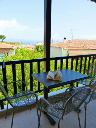 Afytos Apartment | Yannis Apartments