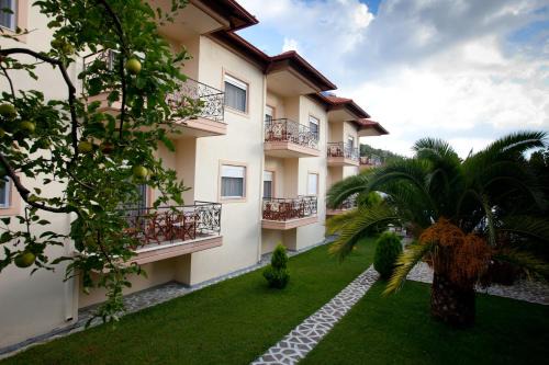 Kokkinon Neron Apartment | Yiouli Hotel