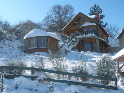 Molos Apartment | Zeus-village Chalet με πισίνα