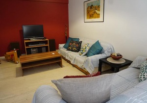 Colourful Athens centre apartment in Athens