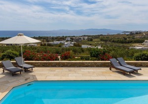 GREY MARBLE VILLA AFIOS FOKAS TINOS in Tinos