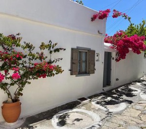 Village Hora Samos 