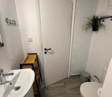 Ano Patisia Apartment | Διαμέρισμα Αθήνα 100μ Metro