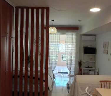 Molos-Agios Konstantinos Apartment | ΚΝΗΜΙΣ Apartment