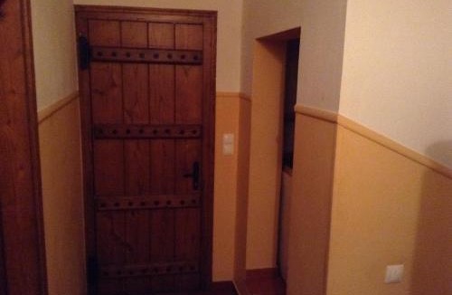 Agios Lavrentios Hotel | Ξενώνας Η Φωλιά