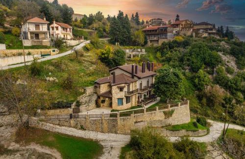 Synikia Mesi Trikalon House | Ξενώνας Θεαλίς