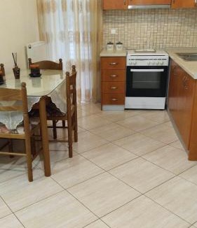 Trikala Apartment | Ομορφο διαμερισμα στο κεντρο της πολης με παρκιν