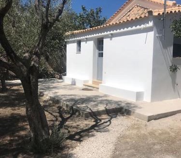 Aegina Town House | Πέτρινη κατοικία στην Αίγινα - Stone House in Aigina