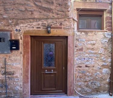 Chios Apartment | Παραδοσιακή διωροφη οικία