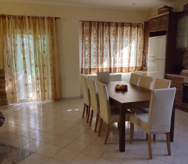 Velon Apartment | Το σπίτι της Ραπτομηχανής