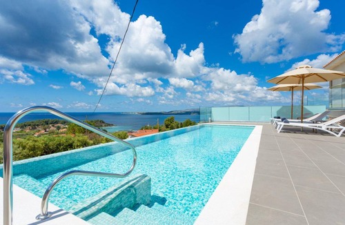 Lassi Villa | 125 m² Villa ∙ 3 bedrooms ∙ 6 guests