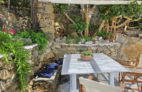 Ano Mera Villa | 18th-Century Heritage Stone House with Private Garden
