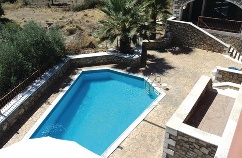 Paralia House | 2 bedroom amazing home in Paralio Astros