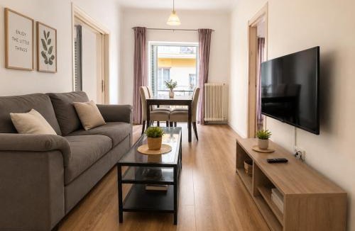 Dafni Apartment | 2 bedrooms, 300 meters from Dafni metro