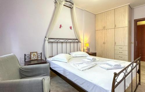 Pylos-Nestoras House | 3 Bedroom Gorgeous Home In Koroni