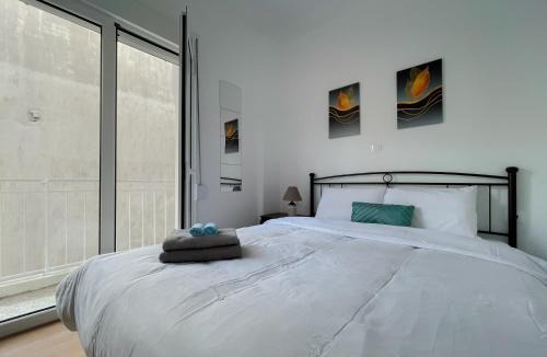 Kypseli Apartment | 3–bedroom Millennial apartment in the city center