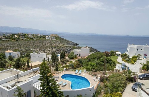 Stavros Villa | 3 Bedroom Villa with private pool