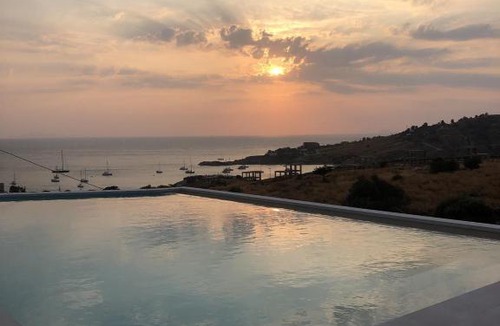 Koundouros House | 4 maisonettes with a swimming pool and a sea view, in the area of Koundouros