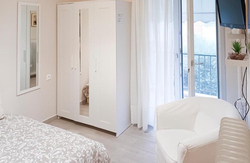 Larissa Apartment | 40 Saints Studio