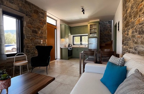 Pella Region Villa | Aélia Stone House Melíti
