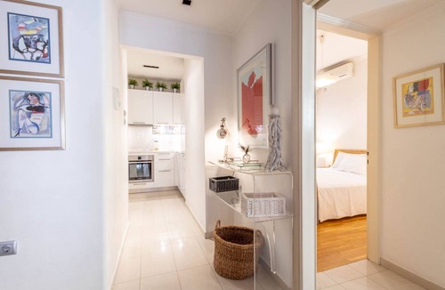 Athens City Centre Apartment | A Cozy 2bdr Apt in Kolonaki of Athens