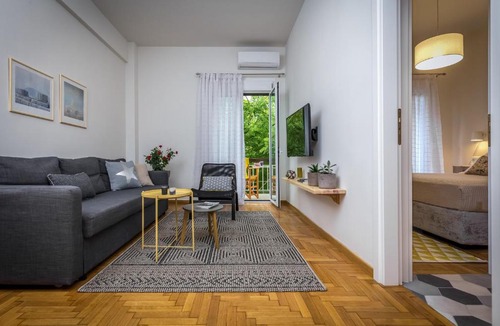 Koukaki Apartment | Absolute Athens II