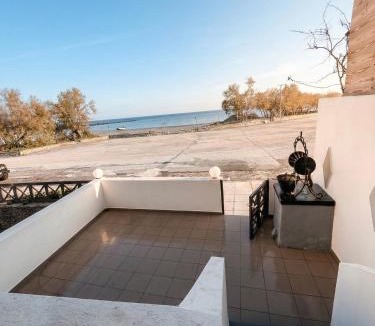 Monolithos Apartment | Aegean Nest Beach Studios - Adults only