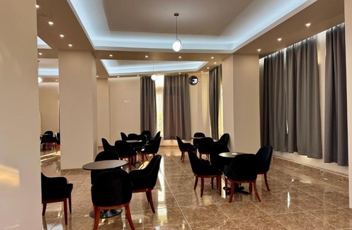 Preze Hotel | Aerostay hotel 5min from Airport