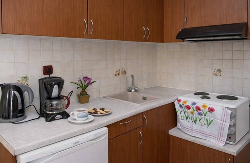 Kardamyla Apartment | Agali Beach - Studio with Garden View in Chios