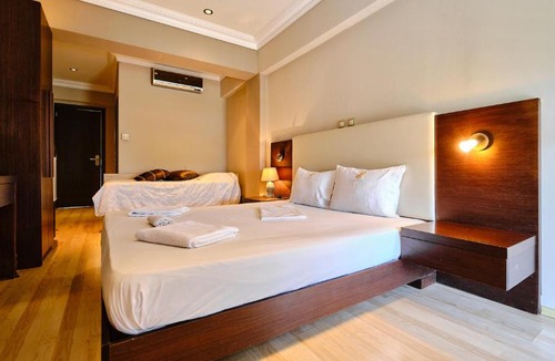 Methoni Hotel | Agathoupoli beach