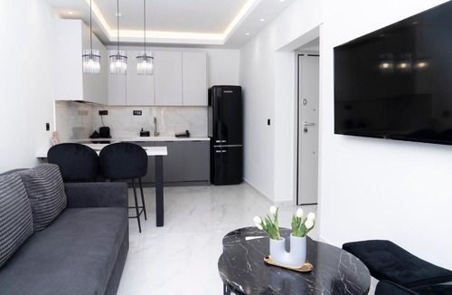 Thessaloniki City Centre Apartment | Agias Sofias Luxury Apartments