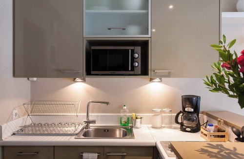 Exarhia Apartment | #AH31 Olive Studio