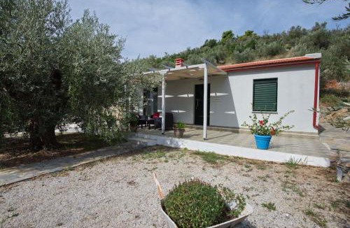 Marpounta House | Aigaio Villa Between the Aegean Blue and Olive Grove