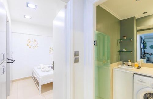 Glyfada Apartment | AIOLOS glyfada centre apartment 2