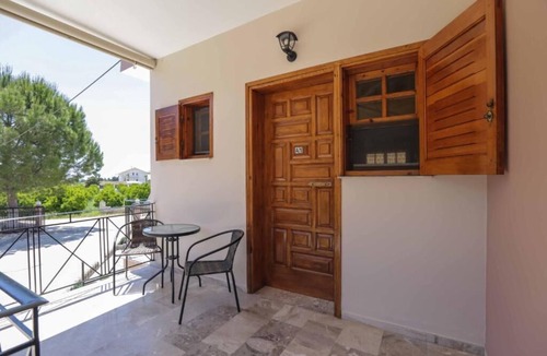 Nafplio Apartment | AK Village Rooms - Peloponnese Comfy Gem