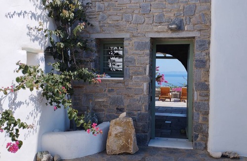 Paros Villa | Akakies summer house with breathtaking view