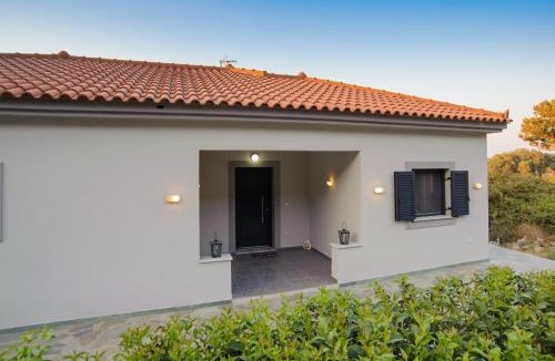 Samos House | Albatross House
