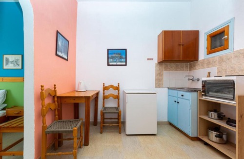 Benitses Apartment | Alexandros Studios by Estia
