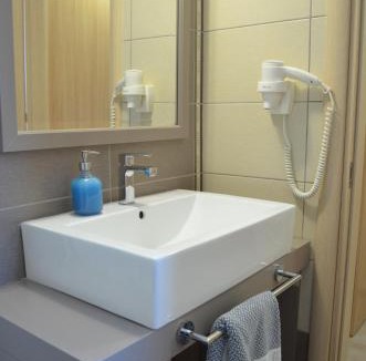 Kateleios Apartment | Aligis Studios