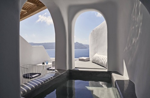 Oia House | Alisaris Caves