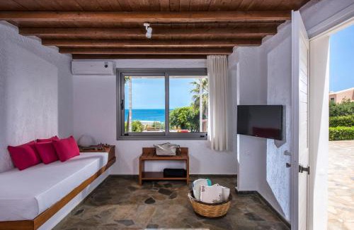Anissaras Villa | Almyra Little Seaside Villa in Hersonissos