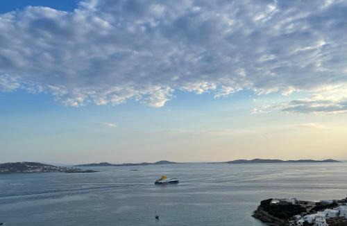 Agios Stefanos House | Aloft Suites Mykonos