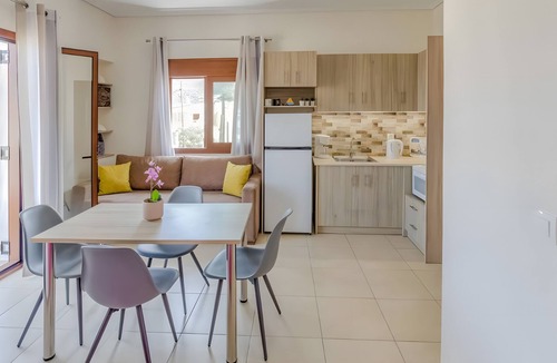 Archangelos Apartment | Aloustina Apartment for 4, 50m from the Sea in Archangelos